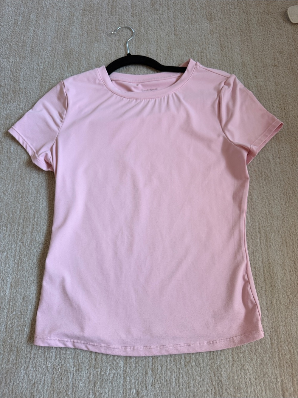 Pink T shirts small